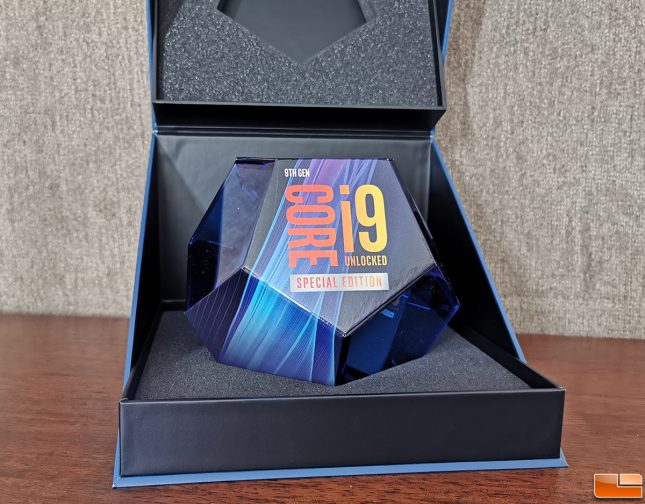 Intel Core i9-9900KS Special Edition Packaging