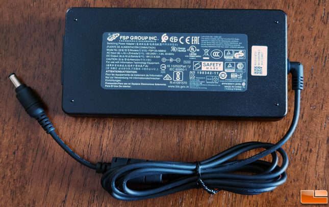 Intel NUC 10 - Frost Canyon - Power Adapter