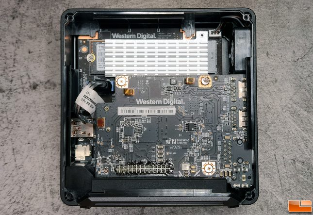 WD_BLACK D50 Game Drive Inside