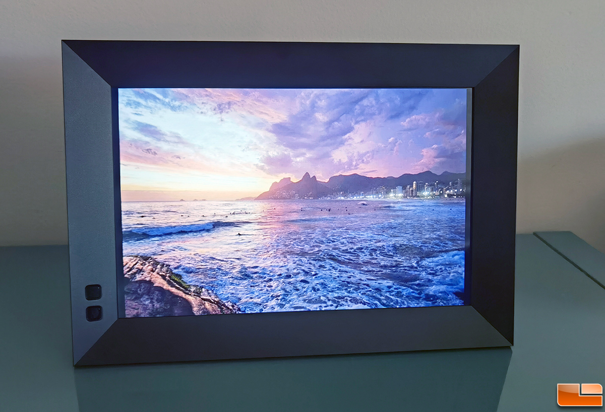 Can I use my smart TV as a digital picture frame? If so, how?